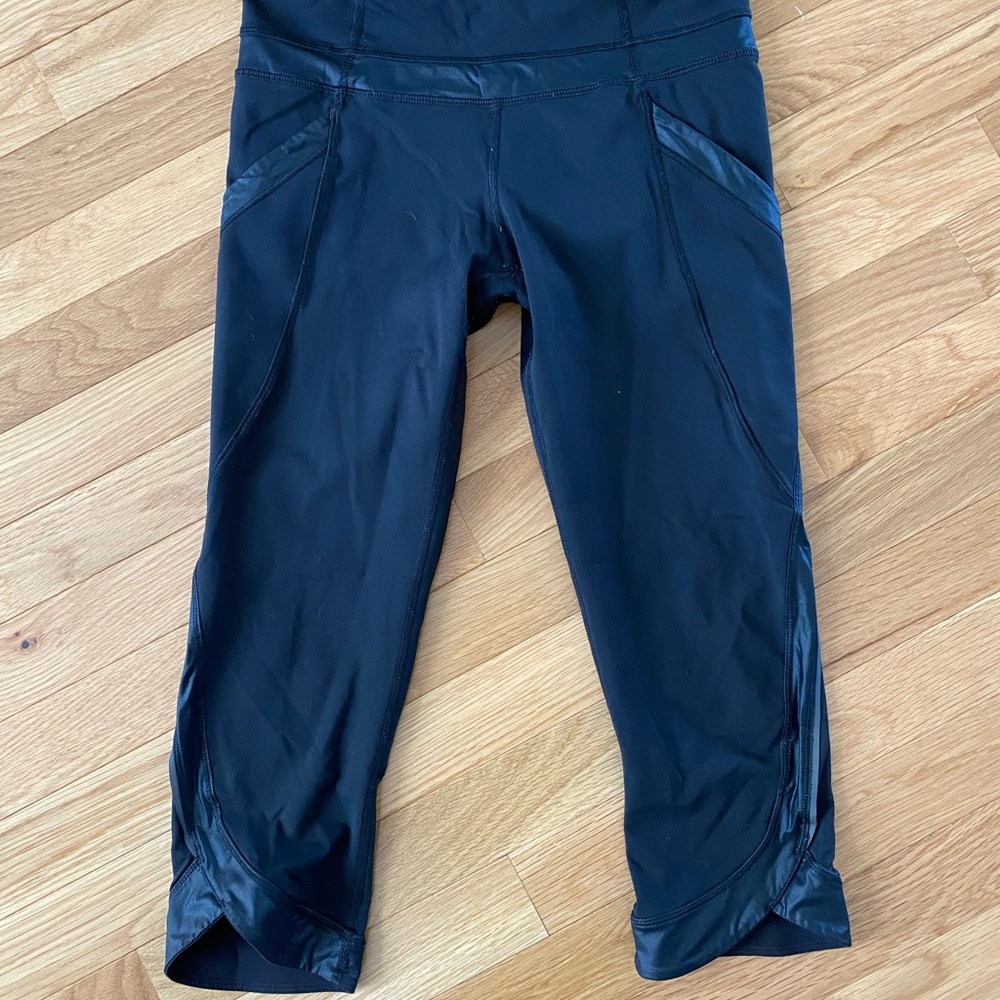 Lululemon crop leggings